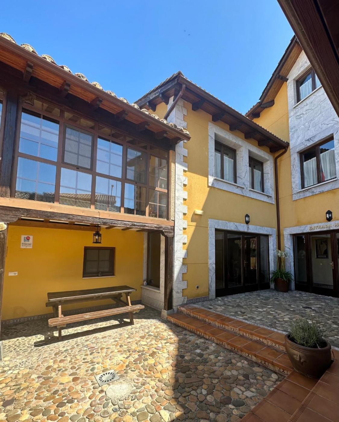 Hotel Rural Monasterio De Ara Mada Santa Colomba de las Arrimadas 외부 사진